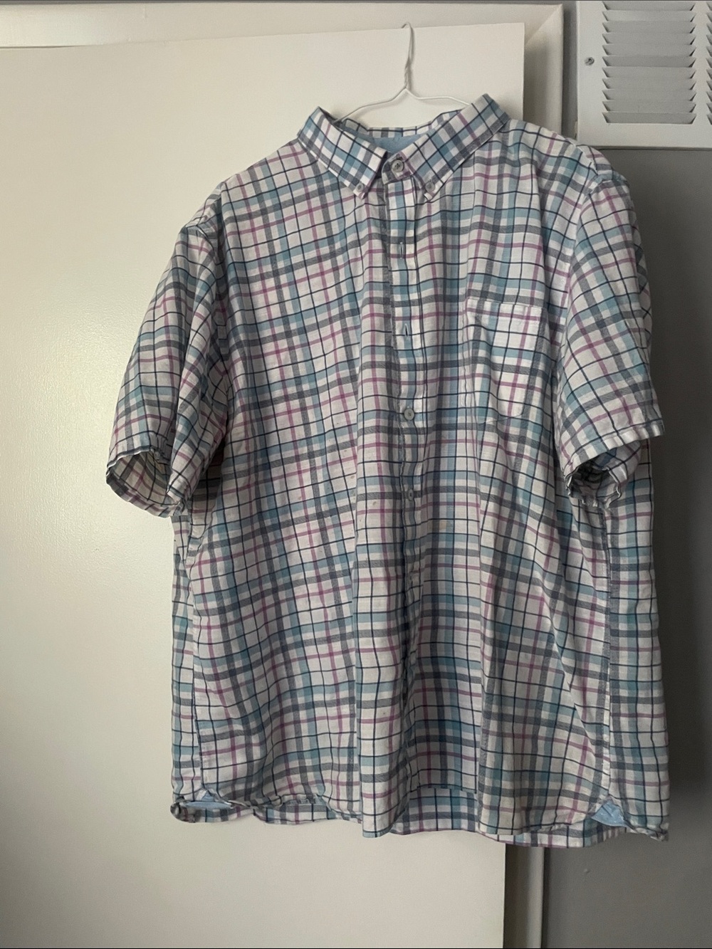 Van Heusen Short-Sleeve Plaid Button-Down Shirt in White, Blue & Pink